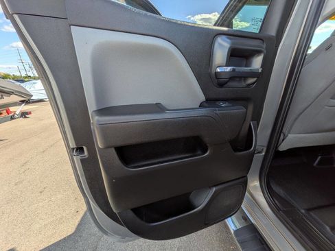 Used 2017 Chevrolet Silverado 2500 W/T AWD/4WD image 21