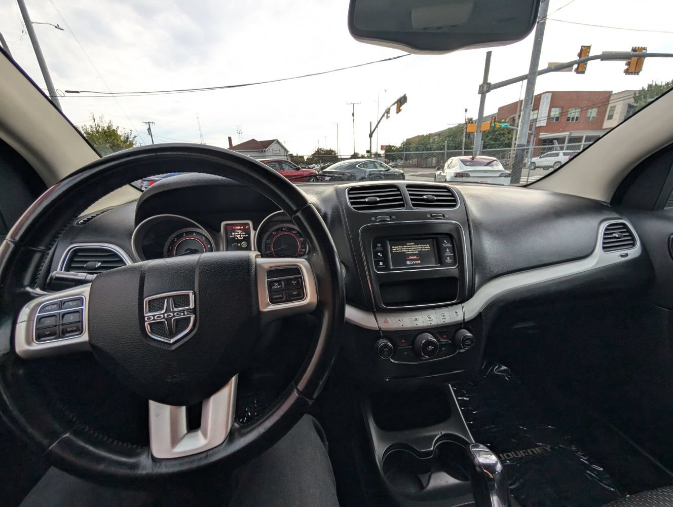Used 2016 Dodge Journey SE w/ Flexible Seating Group FWD image 23