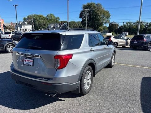 Used 2022 Ford Explorer XLT w/ Class IV Trailer Tow Package RWD image 8