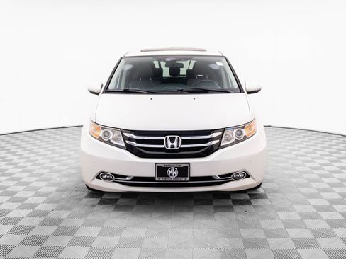 Used 2014 Honda Odyssey Touring Elite image 2