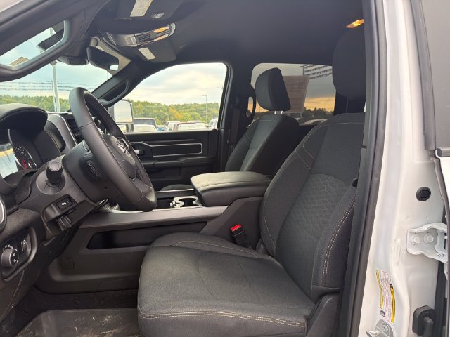 Used 2025 RAM 3500 Big Horn AWD/4WD image 10