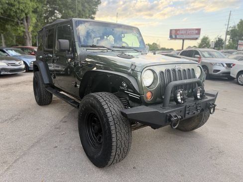 Used 2007 Jeep Wrangler Unlimited X AWD/4WD image 3