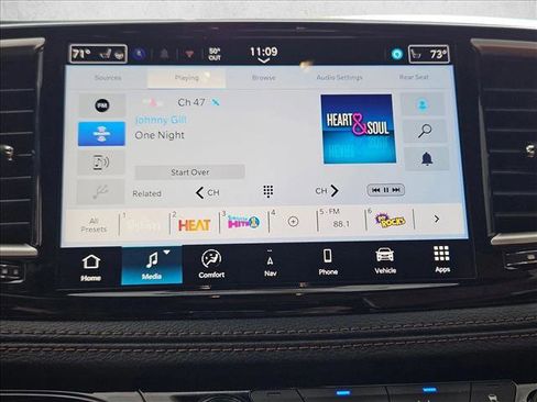 New 2026 Chrysler Pacifica Pinnacle image 15