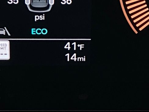 New 2026 Hyundai Tucson SEL image 18