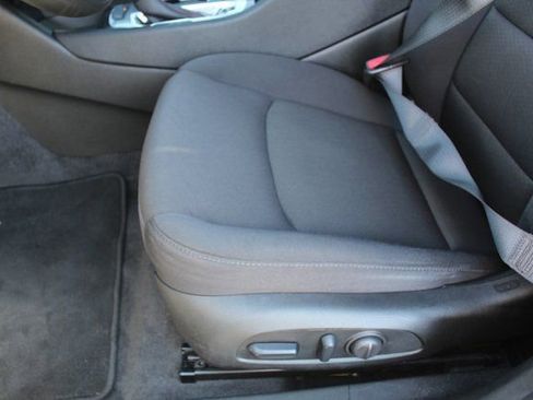 Used 2024 Chevrolet Malibu RS FWD image 32