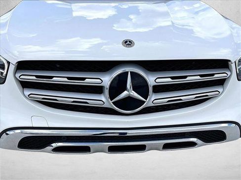 Certified 2021 Mercedes-Benz GLC 300 image 30