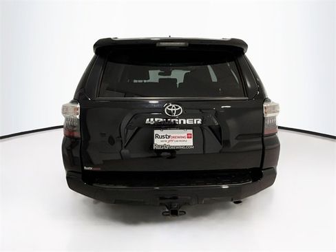 Certified 2023 Toyota 4Runner SR5 Premium image 5