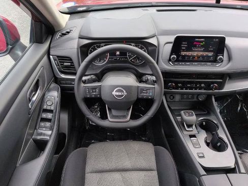 Certified 2026 Nissan Rogue SV FWD image 16