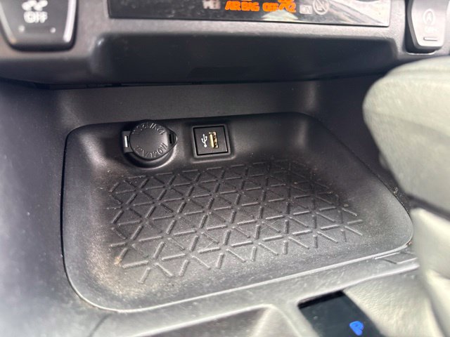 Used 2024 Toyota RAV4 XLE AWD/4WD image 20