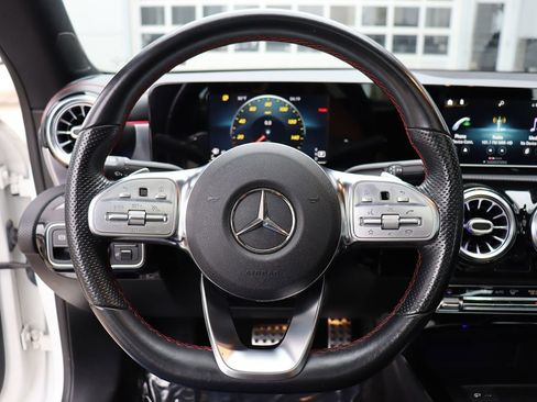 Used 2020 Mercedes-Benz CLA 250 image 14