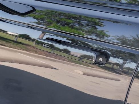 New 2026 Land Rover Range Rover Velar Autobiography AWD/4WD image 45