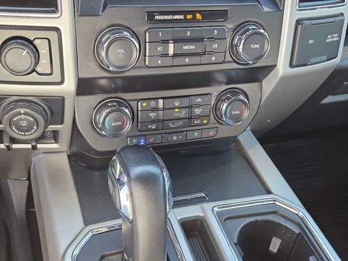 Used 2020 Ford F150 Lariat AWD/4WD image 25