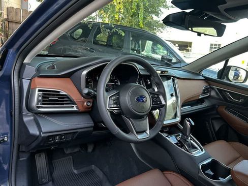 Certified 2025 Subaru Outback Touring AWD/4WD image 2