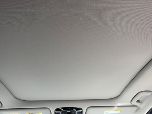 Certified 2025 Hyundai Tucson SEL AWD/4WD image 31