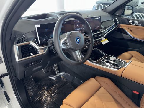 New 2026 BMW X5 xDrive50e w/ M Sport Package image 15