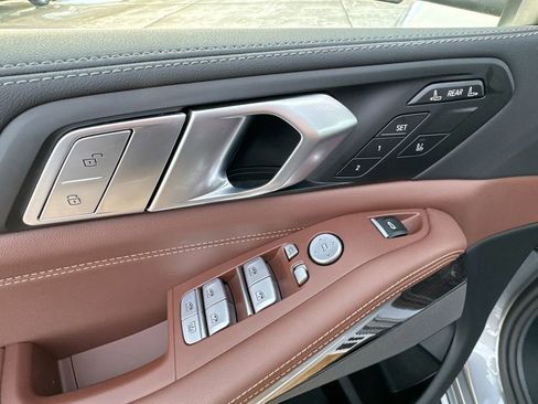 Used 2026 BMW X7 xDrive40i image 24