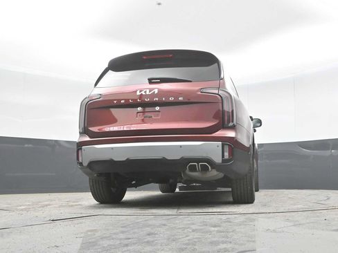 Used 2023 Kia Telluride EX w/ EX Captain's Chair Package FWD image 47