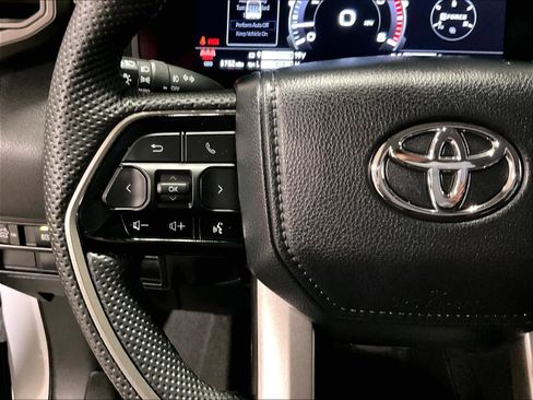 Used 2024 Toyota Tundra Limited image 22