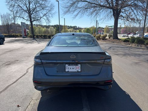 New 2026 Nissan Sentra SR w/ Floor Mat Package image 7