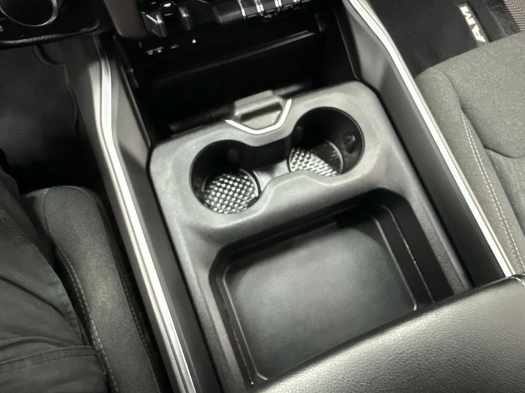 Used 2019 RAM 1500 Big Horn AWD/4WD image 24