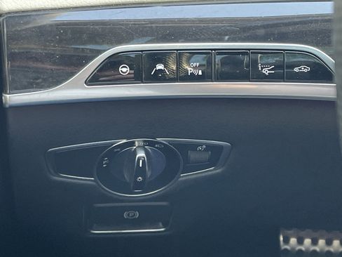 Used 2019 Mercedes-Benz S 63 AMG S 4MATIC Sedan image 24
