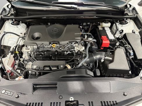 Used 2024 Toyota Camry SE FWD image 38