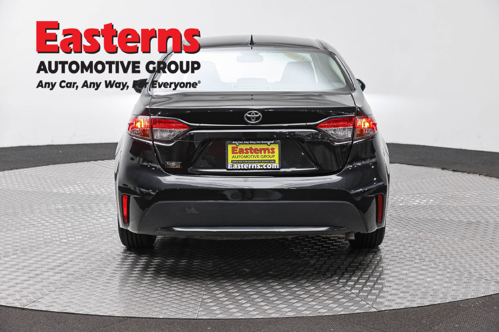 Used 2021 Toyota Corolla LE w/ Carpet Mat Package (TMS) FWD image 7