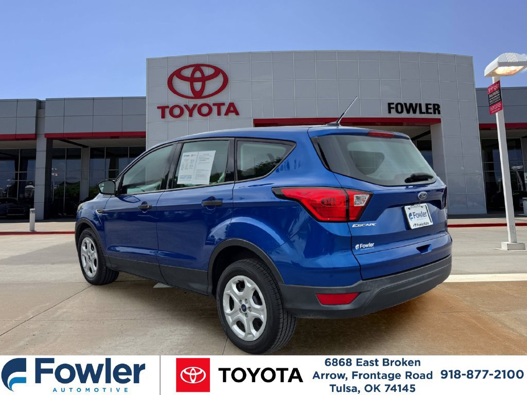 Used 2019 Ford Escape S FWD image 3