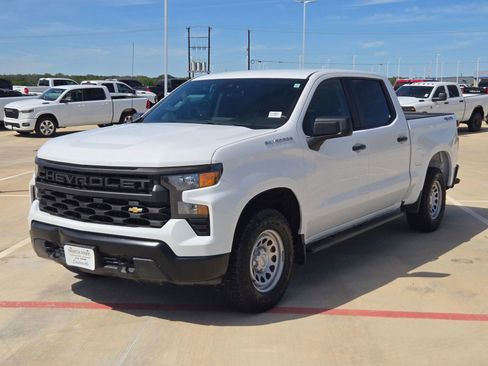 Used 2023 Chevrolet Silverado 1500 W/T w/ Trailering Package image 7