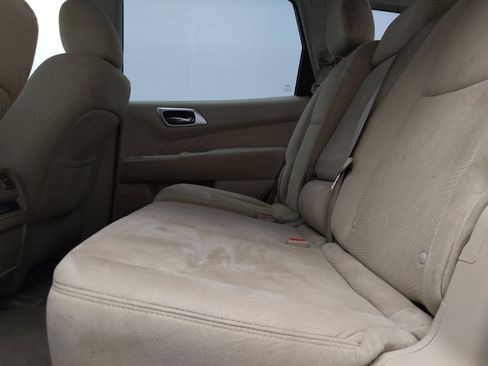 Used 2015 Nissan Pathfinder SV FWD image 18