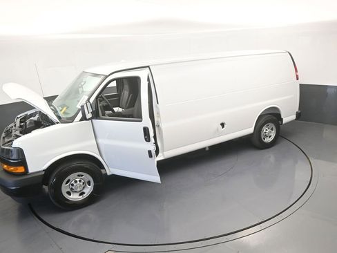 New 2026 Chevrolet Express 2500 Extended w/ Driver Convenience Package RWD image 61