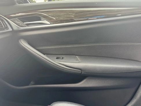 Used 2018 BMW 540i xDrive AWD/4WD image 22