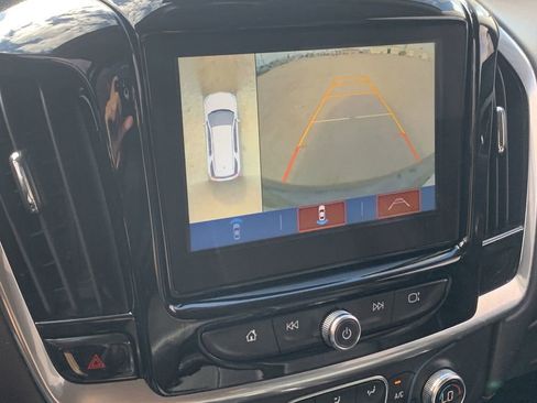 Certified 2019 Chevrolet Traverse LT w/ LT Premium Package image 13