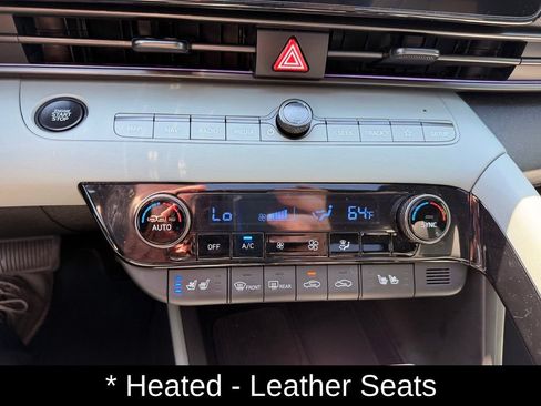 Certified 2025 Hyundai Elantra Limited FWD image 27