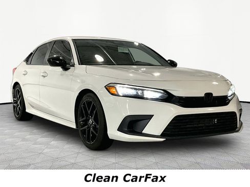 Certified 2024 Honda Civic Sport image 3