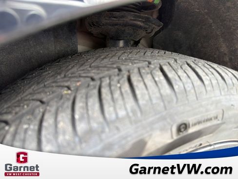 Used 2025 Volkswagen Jetta GLI Autobahn image 28