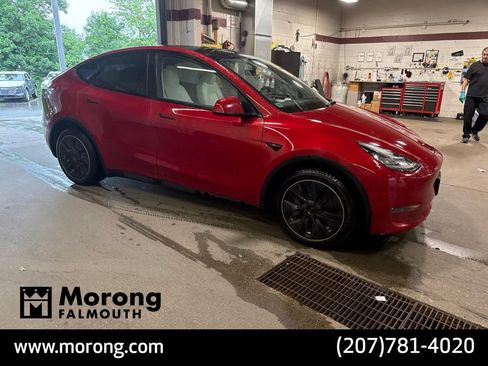 Used 2023 Tesla Model Y Long Range AWD/4WD image 2