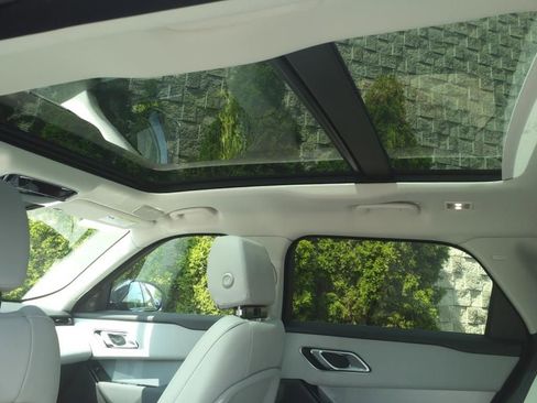 New 2025 Land Rover Range Rover Velar S AWD/4WD image 17