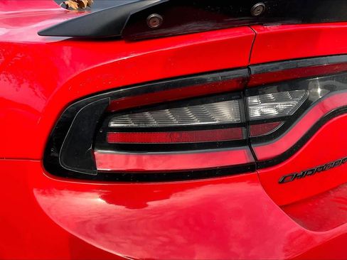 Used 2021 Dodge Charger SRT Hellcat image 31