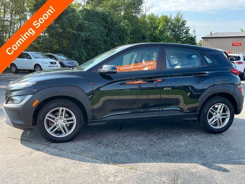Used 2023 Hyundai Kona SE w/ Cargo Package FWD image 6