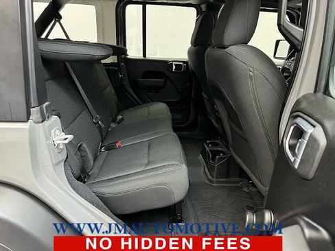 Used 2022 Jeep Wrangler Unlimited Sport image 19