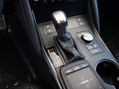 Used 2022 Lexus IS 350 F Sport w/ Navigation Package RWD image 13