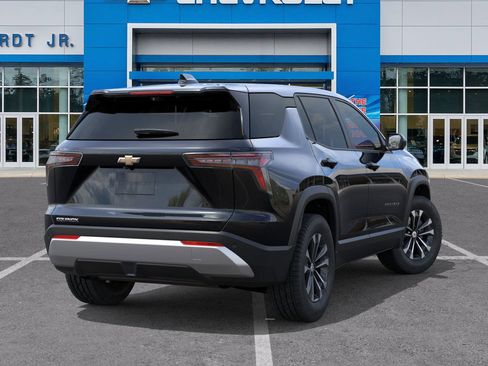 New 2026 Chevrolet Equinox LT image 6