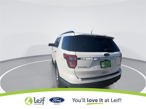 Used 2018 Ford Explorer Limited image 9