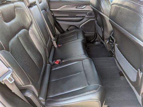 Used 2024 Jeep Grand Cherokee Limited 4xe image 31