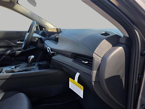 New 2026 Nissan Sentra SV image 10