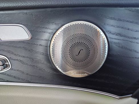 Used 2022 Mercedes-Benz E 350 Sedan image 27