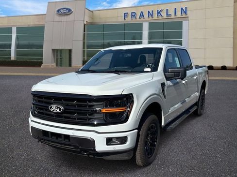 New 2026 Ford F150 XLT w/ Equipment Group 302A MID AWD/4WD image 3