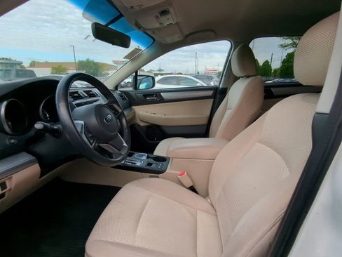 Used 2018 Subaru Outback 2.5i Premium AWD/4WD image 6