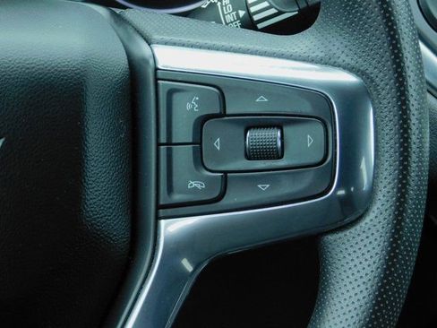 Used 2022 Chevrolet Blazer LT image 16